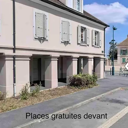 Magnifique 3 Etoiles 10 Min De Et 40 Min De Paris Appartement